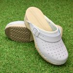 Saboti medicali piele dama Medibut 03AB, Alb